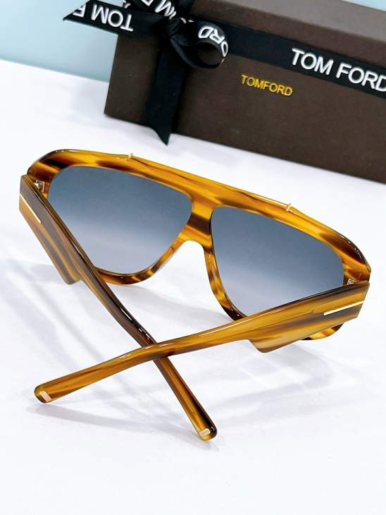 Picture of Tom Ford Sunglasses _SKUfw77096886fw